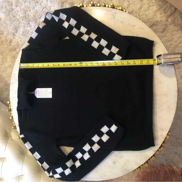 Black turtleneck sweater New with tags. Size Med - Picture 5 of 5